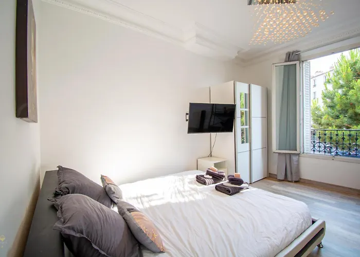 Cosy 1 Bdr Kremlin-Bicetre